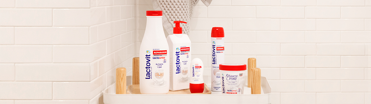 Set de productos reparadores con lactourea de Lactovit.